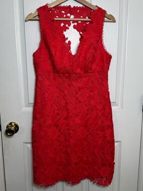 Trina Turk Deep Coral Lace Sheath Dress Size 6 Floral Crochet Cocktail Party